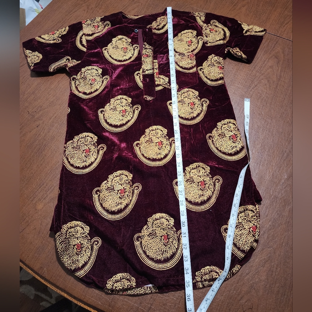 Elegant Burgundy and Gold Men's Shirt - Picture 3 of 10